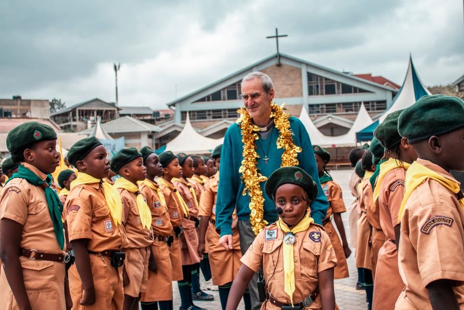 Kenia Amplía Comidas Escolares Gratuitas a 2 Millones de Niños con Apoyo del PMA